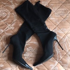 Heeled boots